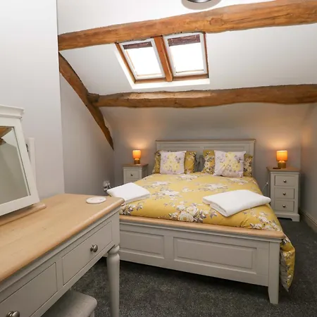 Yeat Stoup 科克茅斯